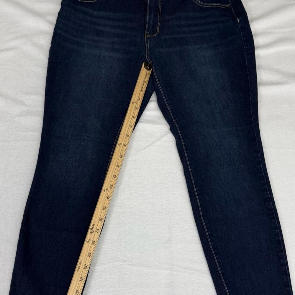 Time and Tru Womens Dark Wash Skinny Jeans Blue Denim Size 14 Short